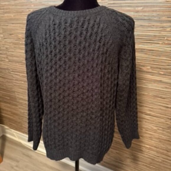 Unique DEX Cardigan - Picture 2 of 3